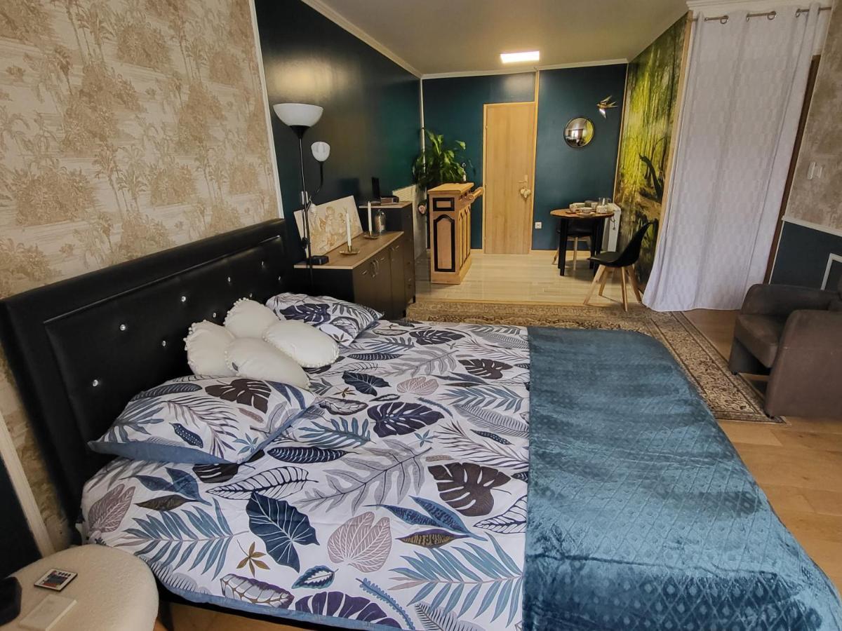 Choisy Le Jacuzzi Bed & Breakfast ภายนอก รูปภาพ